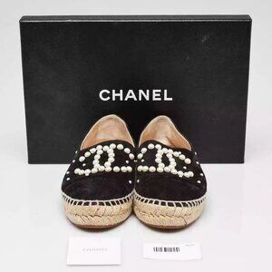 Chanel Black Suede and Faux Pearl CC Espadrille Flats Size 4.5/35